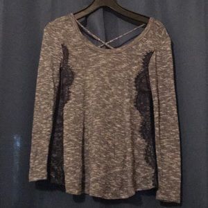 Long sleeve light sweater